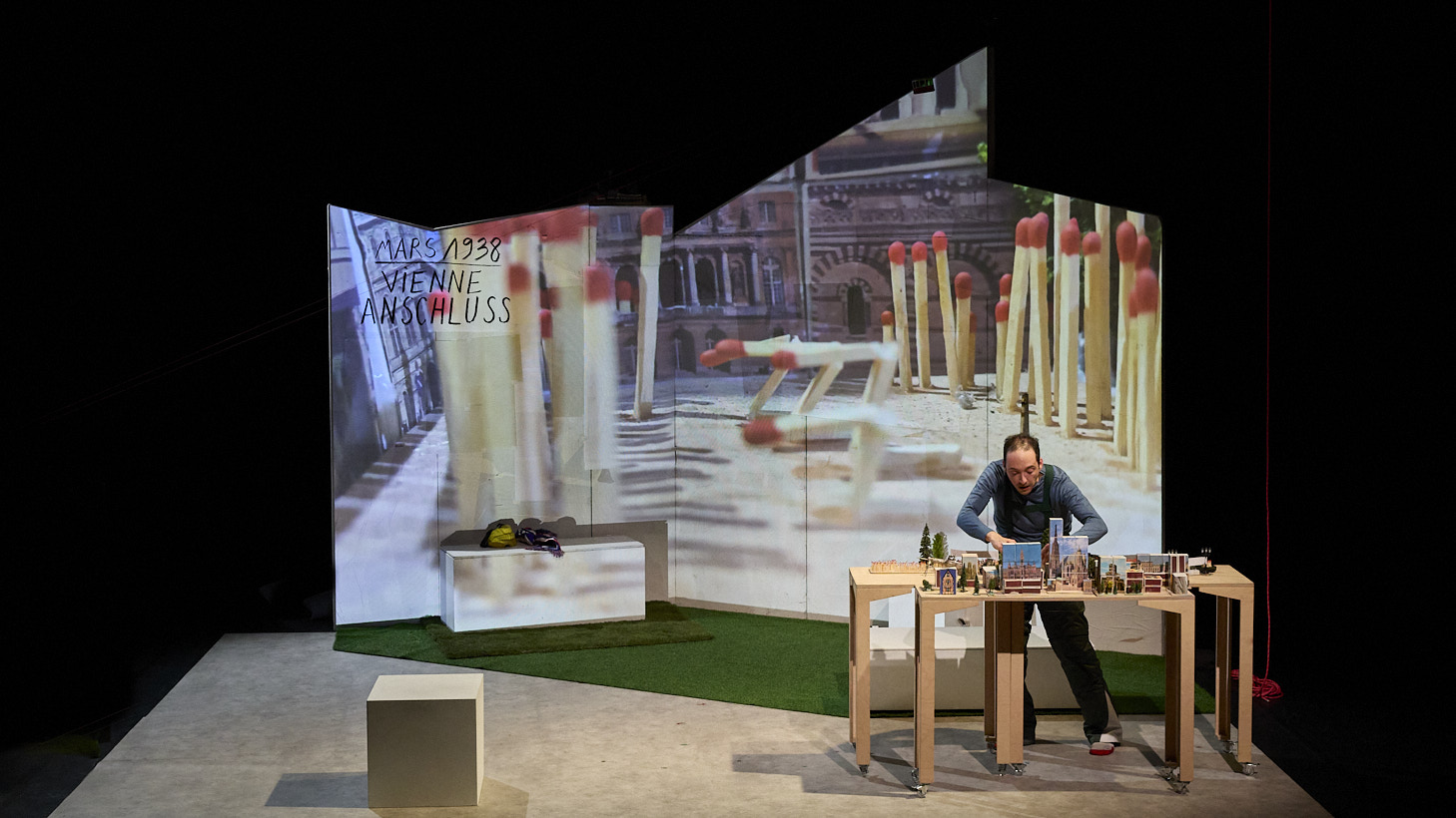 Une histoire autrichienne de la cie Les Maladroits ©Pierre Grosbois