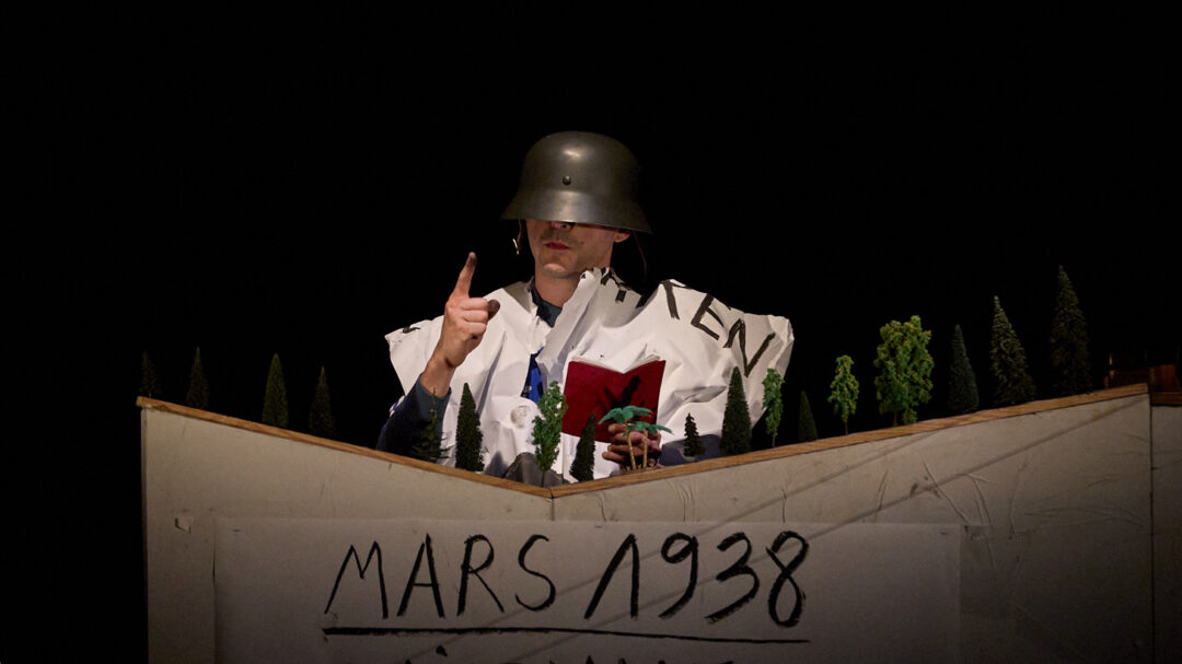 Une histoire autrichienne de la cie Les Maladroits ©Pierre Grosbois